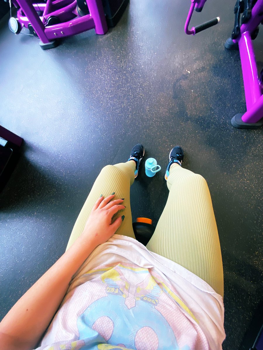 Bonnaroo inspired gym fit