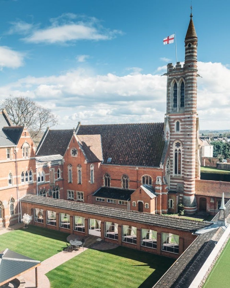 Bridebook tweet media