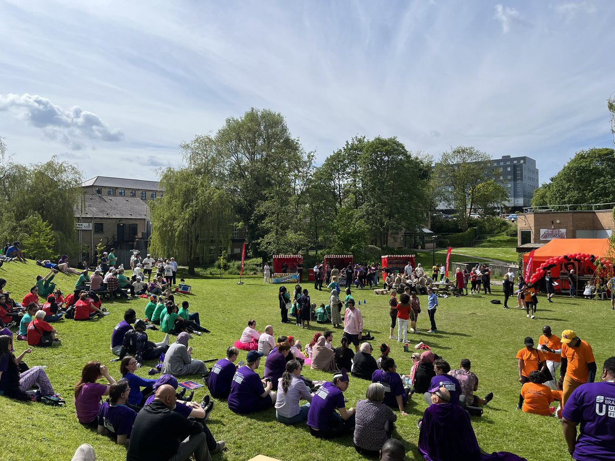 Amazing day at #TeamBradford.  Fabulous weather and fun (but challenging!) activities plus a respectable finish in the final standings for the @BradManagement team of staff and students!