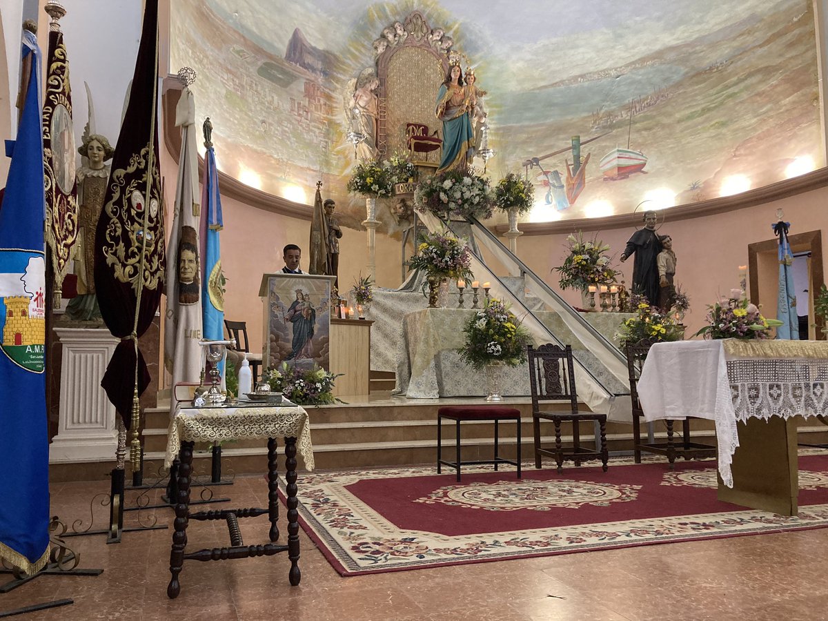 SalesianosLLC's tweet photo. Último día de Novena en honor a #MaríaAuxiliadora #MayoSalesiano https://t.co/WWfxLdX6vG