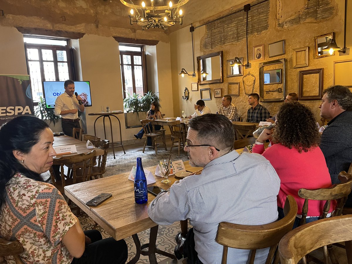 ESPAMarinilla's tweet image. La articulación y la creación de estrategias permiten garantizar el desarrollo integral a partir de los servicios públicos. A esta hora realizamos la socialización sobre la conformación de la Mesa Regional de E.S.P en el Oriente antioqueño en conjunto con @cornare