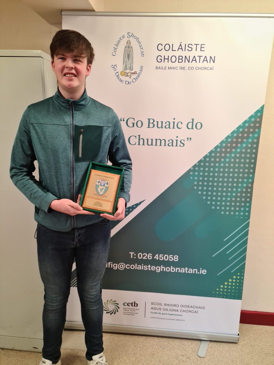 Comhghairdeas le hiardhalta Éamonn Ó Meachair a fuair Scolaire Iontrála 2022 ó Coláiste Ollscoile, Baile Átha Cliath 👏 
@ucddublin @corketb 

#gobuaicdochumais