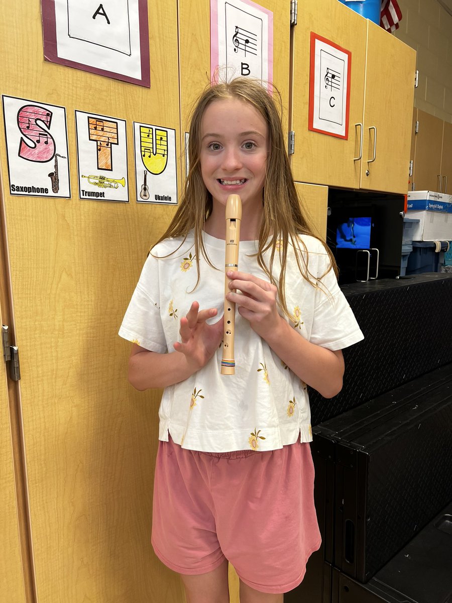 Congrats to 4th Grade Musical Leopard Nora Olis on reaching her Black Belt in recorder today! She was treated by Ms Young to lunch from Chick-Fil-A for her outstanding efforts! #OneLinden #heARToftheBlue #BigBlueOnTheMove