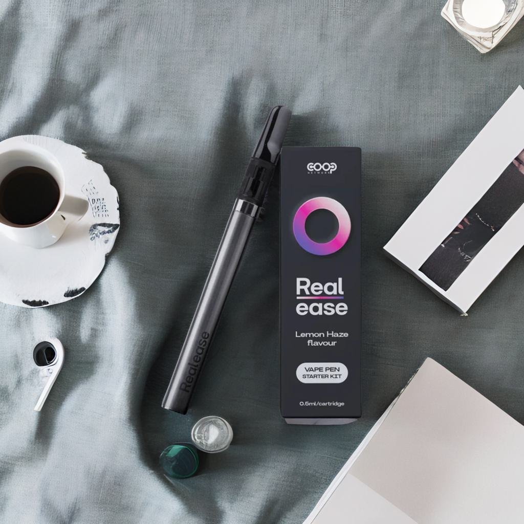 realease_cbd's tweet image. With a sleek and stylish design that ensures comfort and portability, allowing you to enjoy your CBD anywhere, anytime, #Realease vape pen is now available on our shop 📲 realease.ro
concentration: 60% CBD 🧘 full spectrum
flavour: lemon haze 🍋 

#CBDvape