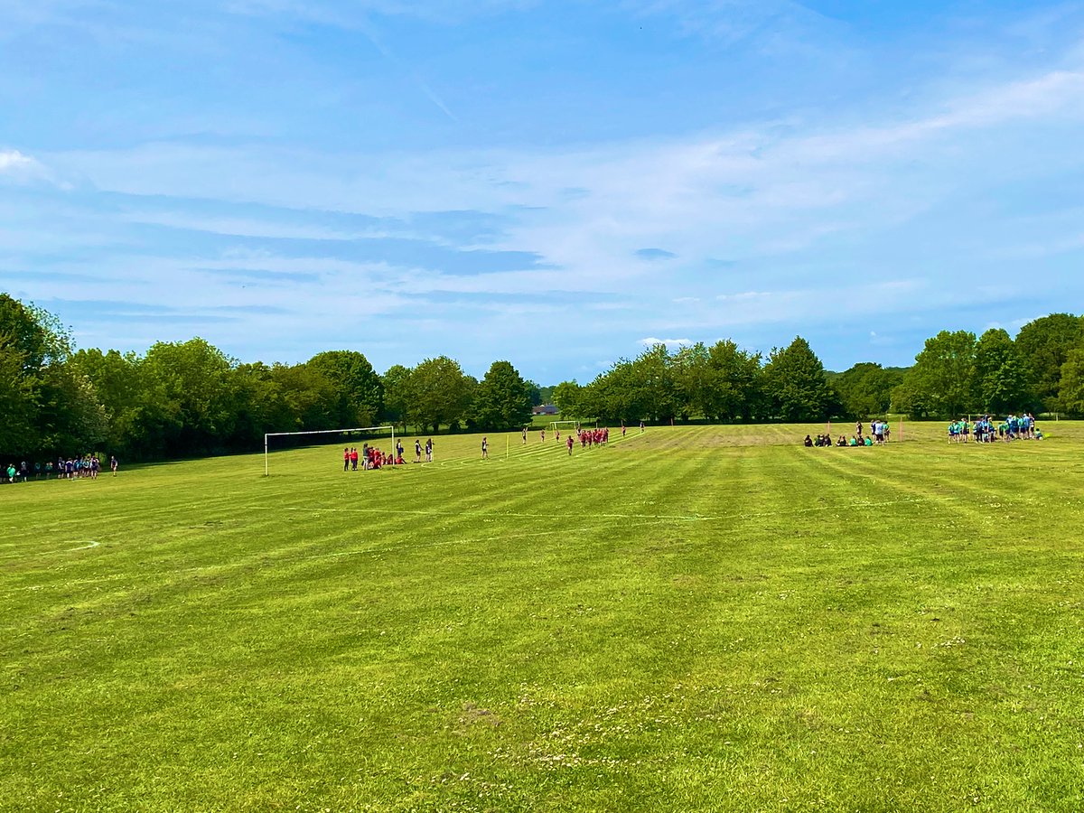 Was great to host the primary schools quad kids athletics today, well done to all involved <a href="/sonningcommonps/">SCPS</a> <a href="/KidmoreEndSch/">Kidmore End School</a> Peppard Primary and Valley Road. also a massive well done and thank you to our sports leaders for their amazing effort organising and running the events 👏