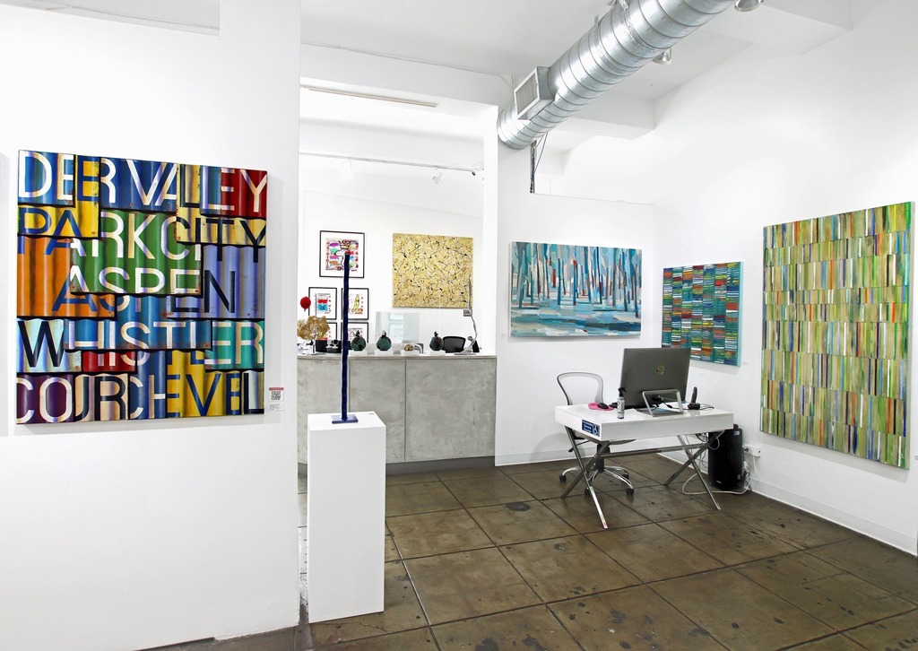 "Every artist dips their brush in their own soul and paints their own nature into their pictures." - Henry Ward Beecher

Discover our large gallery filled with mesmerizing artworks by talented artists including Ross Tamlin, Dana Cowie, and Petra Rös-Nick… instagr.am/p/CsmHsE5hoRF/