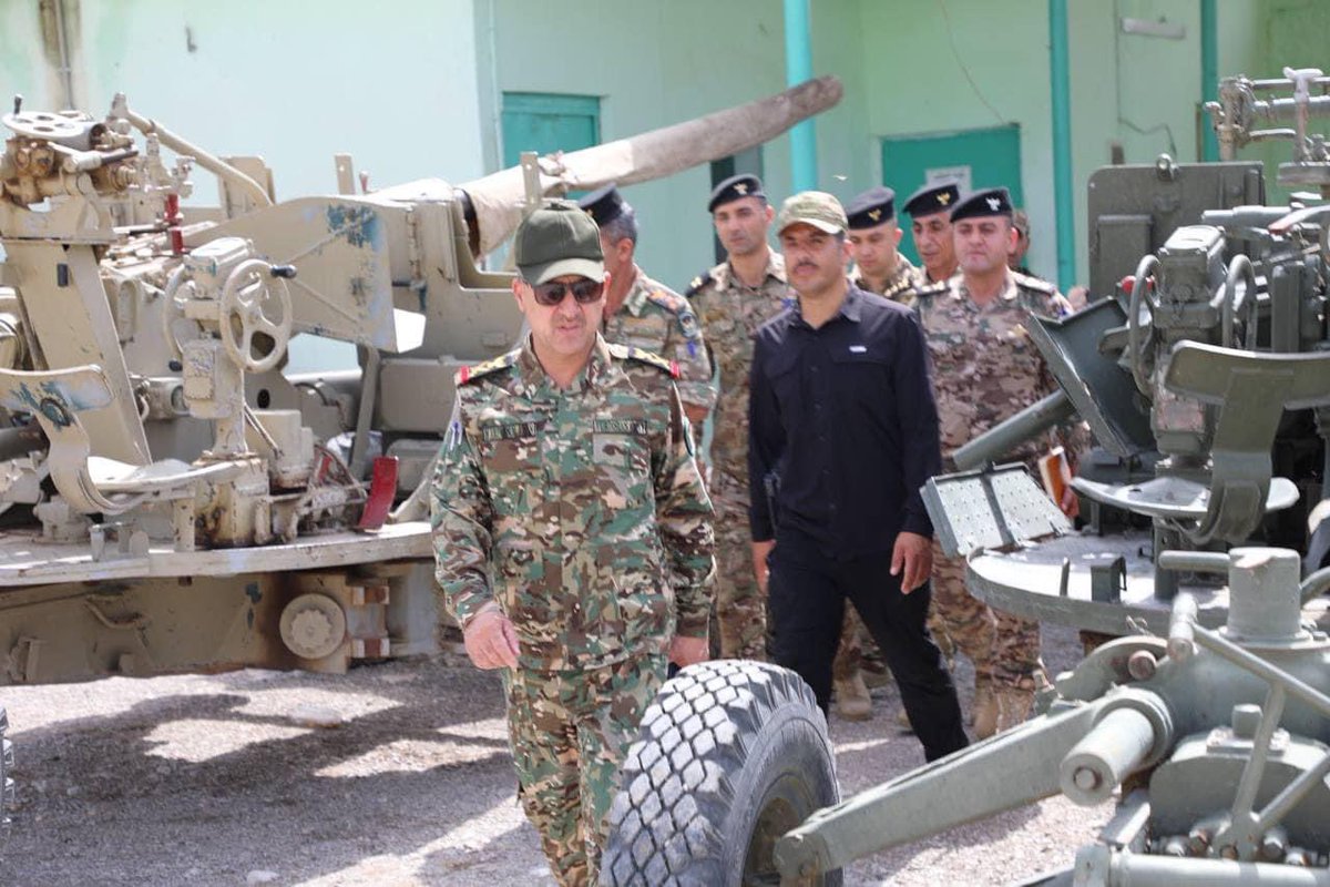 ssfckurd's tweet photo. Monday 22/May/2023
2SFC commander MG.Mariwan muhammed paid a field visit to unit (888) 1sf AAA battalion and unit (955) 1st mortar battalion of our command to inspect the units readinesses. https://t.co/4higdAvDYp