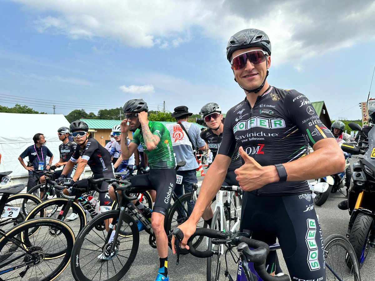 team__MIG's tweet photo. Thumbs up from @tourofjapan 👍🇯🇵 At the end of the third stage in Inabe, @conorschunk1 was our best placed rider, in top 25. / Alla fine della terza tappa a Inabe, @conorschunk1 è stato il nostro corridore meglio piazzato, nella top 25.
#SoferSaviniDueOMZ2023
#toj2023 https://t.co/8LChdFZWmA