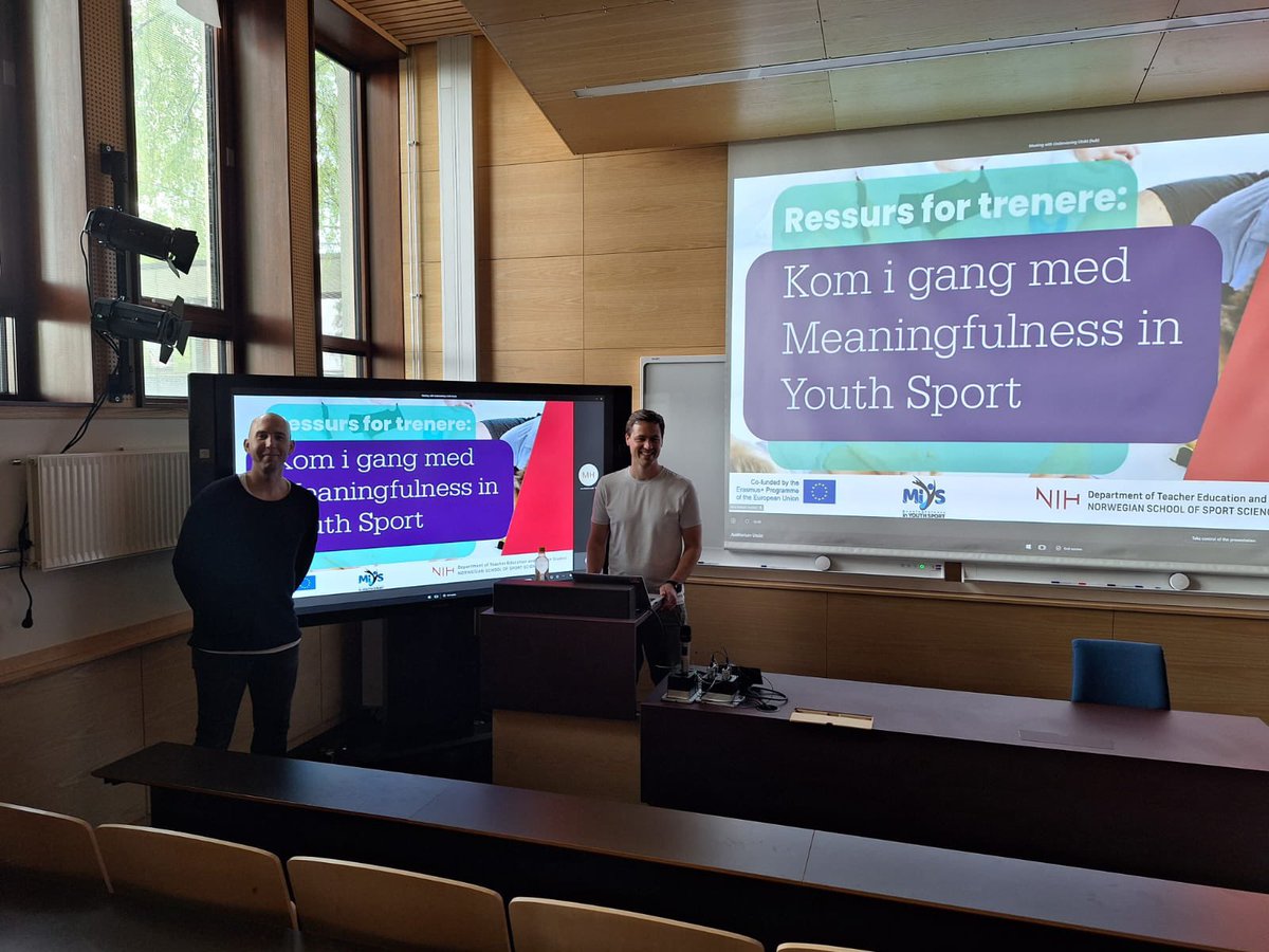 <a href="/matshordvik/">Mats Hordvik</a> and Baard E Solstad launching the MiYS report <a href="/nih_sognsvann/">Norges idrettshøgskole</a>. Thanks to coach Petter @monolettin floorball. <a href="/in_miys/">Meaningfulness in Youth Sport (MiYS)</a> <a href="/TimFletcher12/">Tim Fletcher</a> <a href="/BPopeska/">Biljana Popeska</a> @ScotPERN
