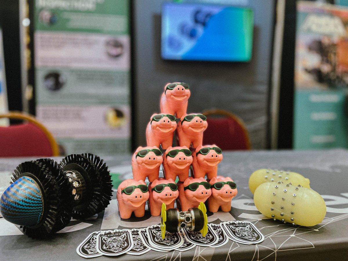 Cokebusters_USA's tweet image. We are PIGed up and ready for Nitrogen + Syngas conference day 1! Come by booth 77 to learn all about Cokebusters USA and how we are a leading innovator for cleaner energy. 
#justPIGit #mechanicaldecoking #technologydevelopement #Syngas2023 #conference