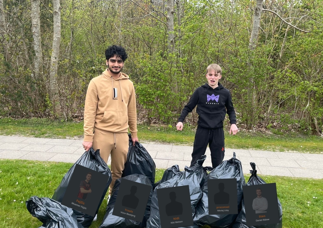 God dag på FG kontoret.

W - DerStårMere (16-14)
L - WhoIs (16-6)

Vi formår at fordoble vores point i 3. div, til hele 6 point!
Tak til Lars for carry på INF
Og Tak til Otte for carry på Nuke

GGWP

<a href="/csgo_nielsen/">Nielsen</a> 
<a href="/uNib0bCS2/">Andreas uNi Ørbæk</a> 
@Olaie_CS 
<a href="/jensen_kragh/">viktor kragh jensen</a>