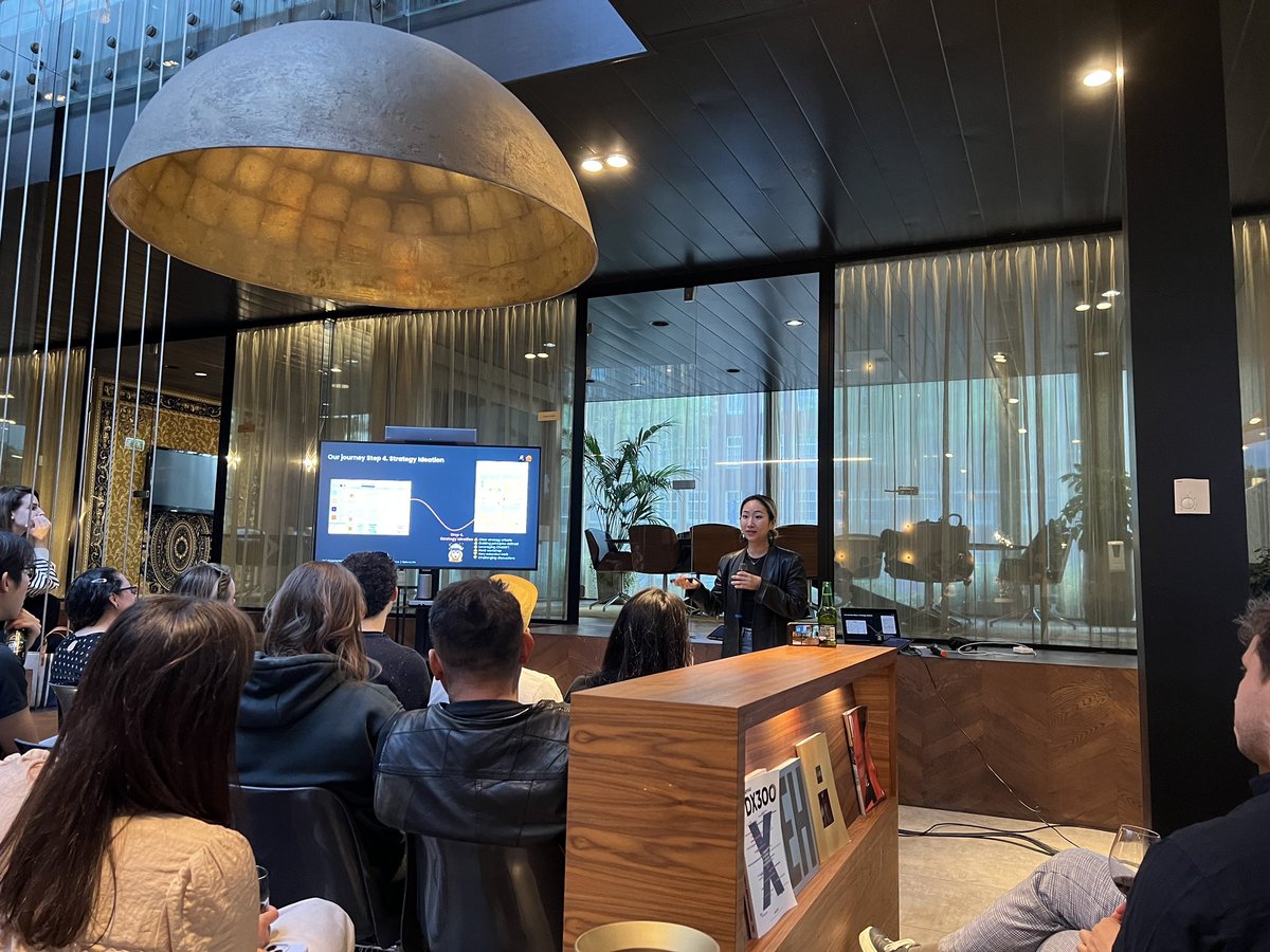 MauritsElzinga's tweet photo. Thanks for the wonderful session today @ProductTankAMS 
Some key takeaways: 🧵 https://t.co/oxdvznfhmF
