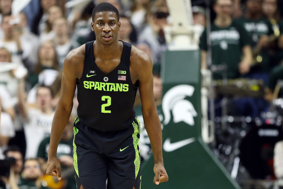 BarstoolB1G's tweet photo. Should Michigan State embrace the neon full time? @BarstoolMSU https://t.co/crlfR18m5s