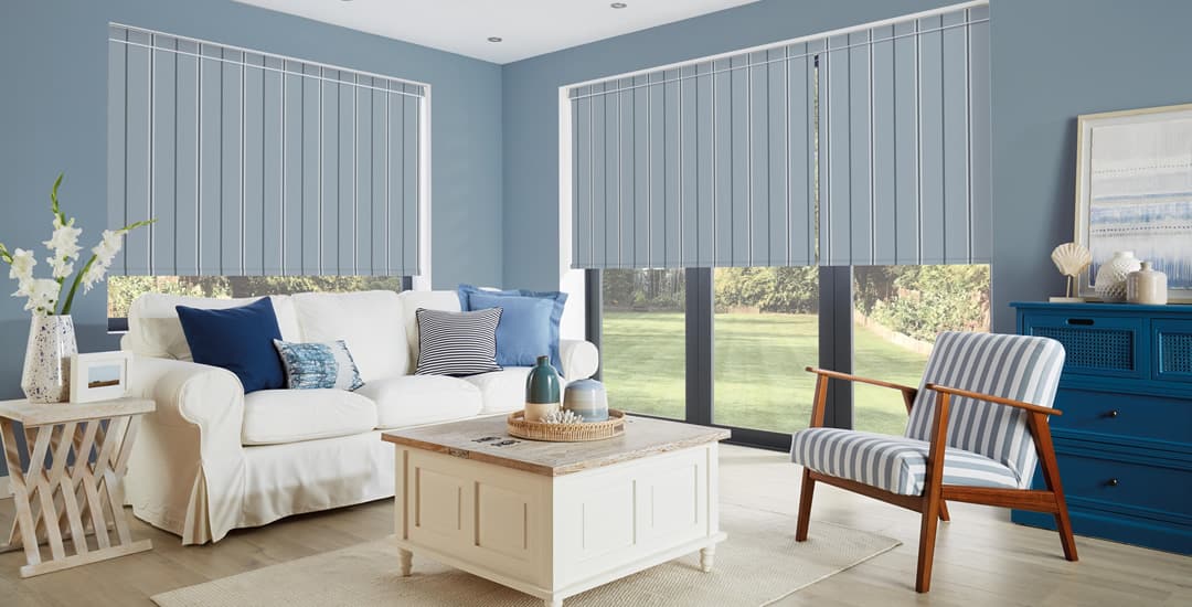 Living Room Blinds Ideas That Aren’t Same Old, Same Old - English Blinds englishblinds.co.uk/blog/interior-… via <a href="/englishblinds/">English Blinds</a>