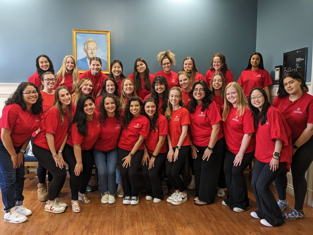 Congratulations to the UMD Early Childhood/Early Childhood Special Education Class of 2023!
#UMD #UMDGrad