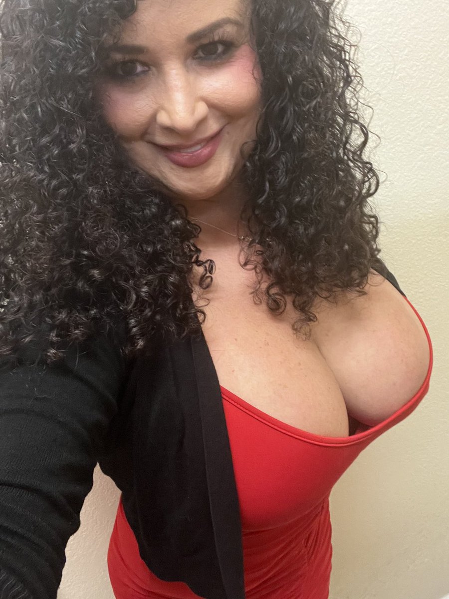 Rubi Diamond On Twitter Titty Tuesday In Red 