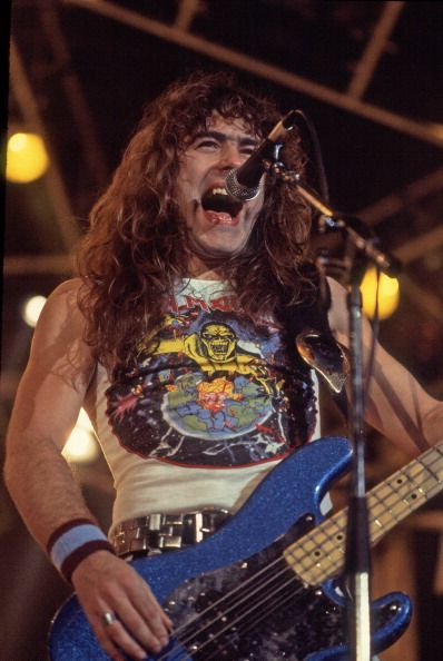 Geezer Butler OR Steve Harris? #SteveHarris #GeezerButler returnofrock.com/the-best-bassi…