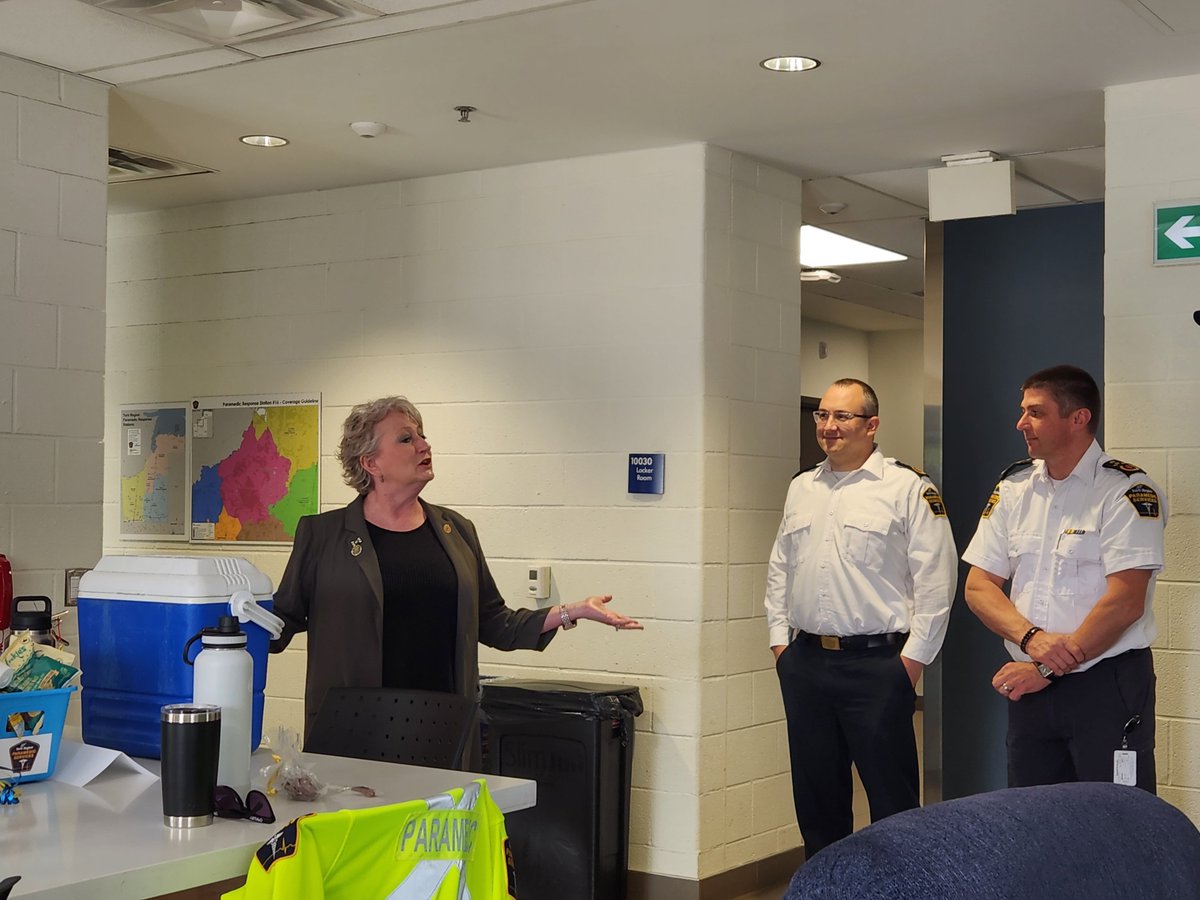 May 21st to 27th is #ParamedicServicesWeek.

I had the honour of visiting <a href="/YorkParamedics/">York Paramedics</a> Station 16 to express my profound gratitude to our valued #firstresponders.🚑

Paramedics are part of the foundation of our healthcare system and a pillar of our communities.