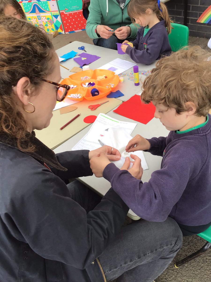 AGFS_Year1's tweet photo. A big thank you to our parents and carers for joining us to help make our finger puppets! Year 1 were fantastic at following their designs and the finished products were fantastic! 🤩 https://t.co/59AbWjOUnI