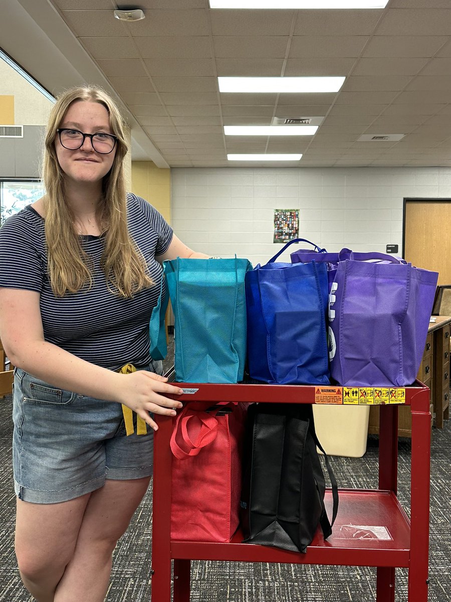 KOHS Library tweet media