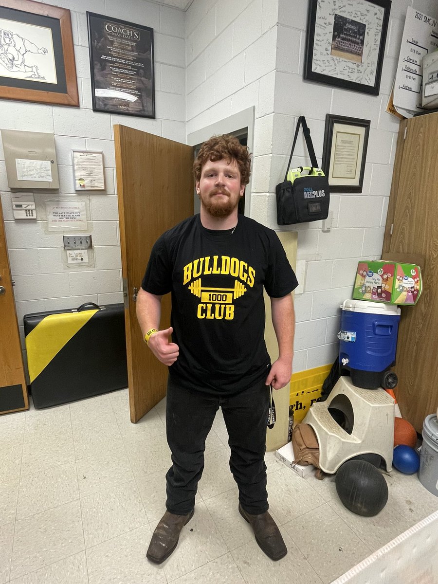 MurphyNCFootbal's tweet photo. 🚨 1000 POUND CLUB MEMBER🚨

Lance Hawkins

Bench: 305
Squat: 465
Clean: 235 https://t.co/6GomjbcyMB