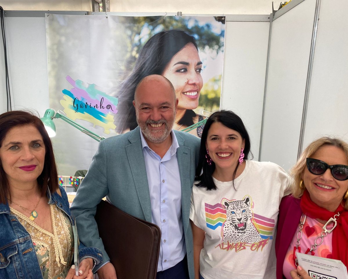 caceres_viva's tweet photo. 🏬 Hoy hemos recorrido los comercios de nuestra querida ciudad de Cáceres para hablarles sobre nuestro Plan Integral del Comercio, ¡y la respuesta ha sido increíble! 🙌

#CáceresViva #PrimeroCáceres 🌟✨🏙🤝 https://t.co/KlK8qsTN8h