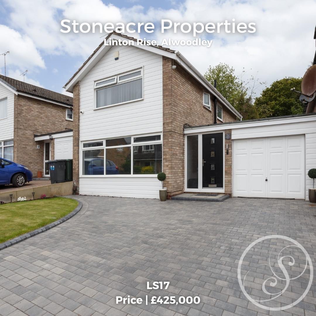 LeedsProperties's tweet image. On the market with Stoneacre Properties ❤️

📍 LINTON RISE, ALWOODLEY, LS17
🏡 3 BEDROOMS | 💷 £425,000 | 🙌🏻 3 BED LINK DETACHED

#Alwoodley #Leeds #LS17 #ForSale #Yorkshire #Property #NorthLeeds