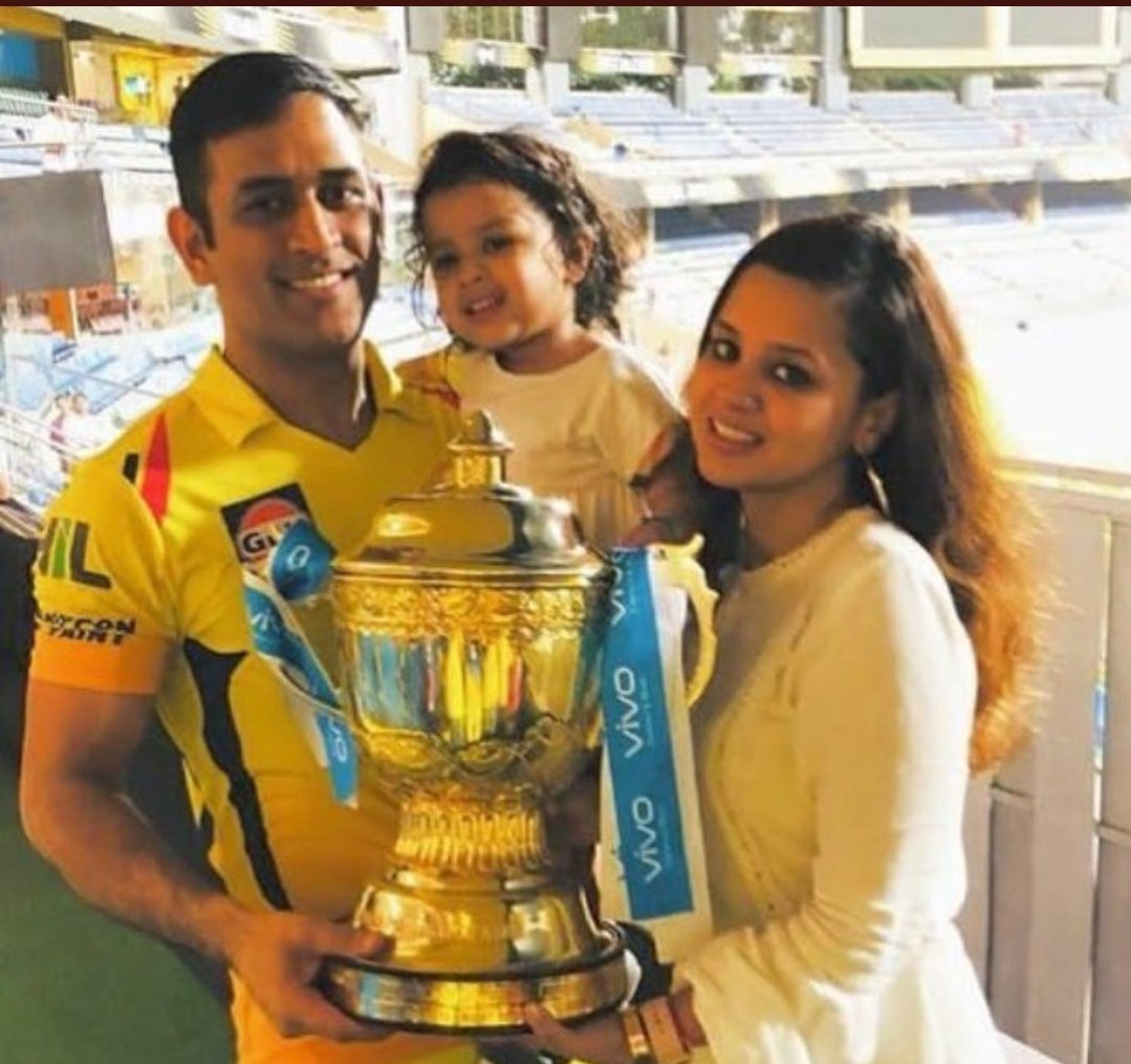 RuturajsinhVaja's tweet photo. Ziva : What is IPL Dad ?
Dhoni : its a Tournament where 9 teams fight harder to play against Csk 🔥
#CSK4Ever CHAMPION SUPER KINGS
#ChennaiSuperKings
#MSDhoni𓃵
#CSKvsGT https://t.co/KMW00nFfDu