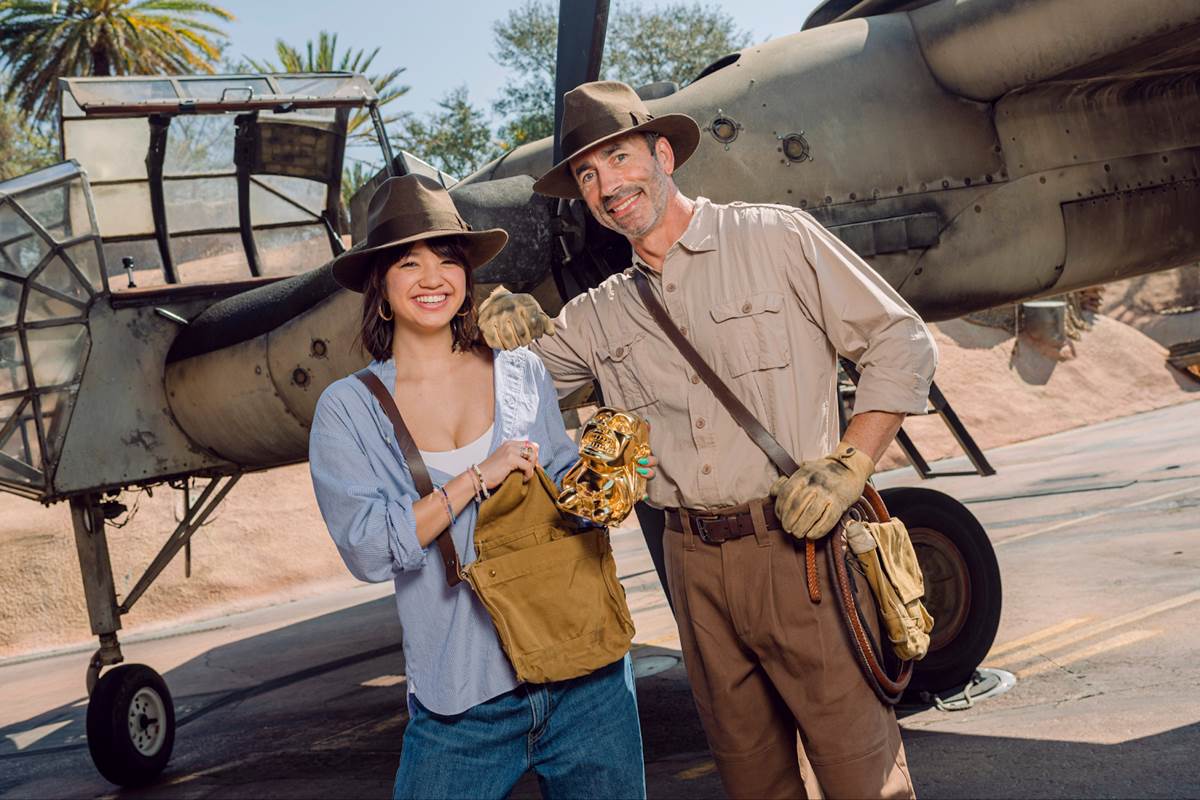 laughingplace's tweet image. #DoogieKamealohaMD herself, Peyton Elizabeth Lee, took in a showing of the #IndianaJones Epic Stunt Spectacular on a recent visit to #WaltDisneyWorld: laughingplace.com/w/news/2023/05…