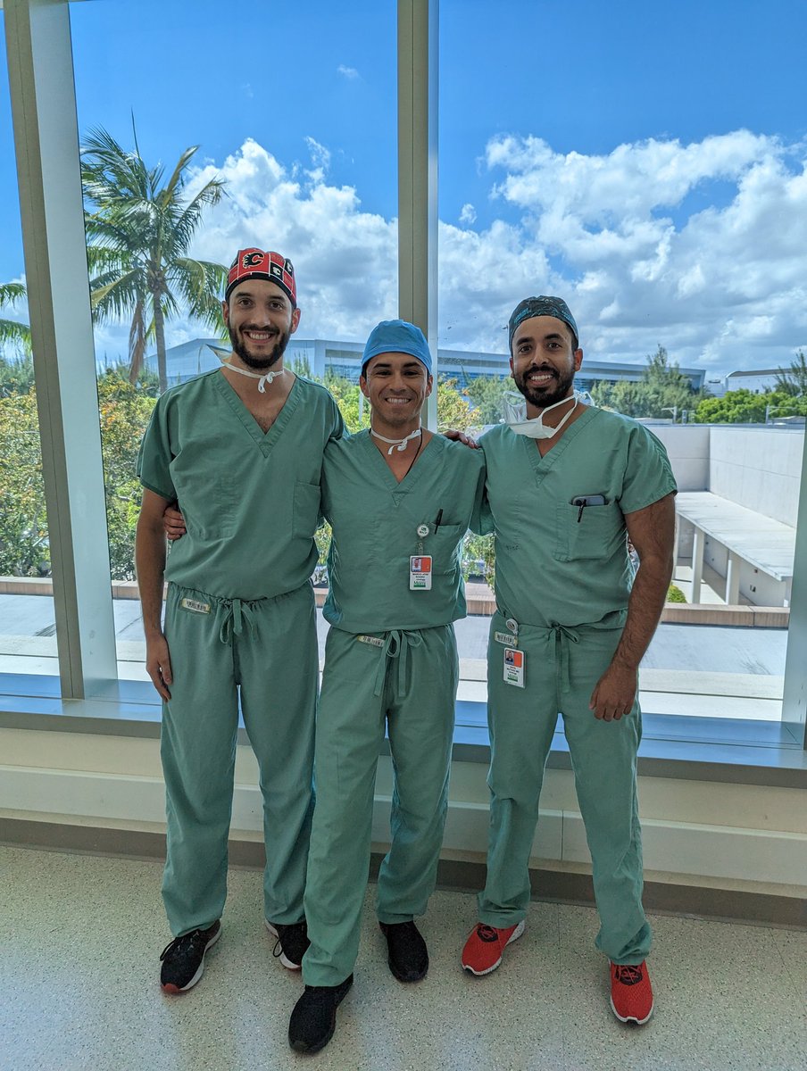 Had a rewarding last day operating with the @dsui_miami_uro #Andrology fellows!

Thank you to @AkhilMuthigi and @jtheowhite for the coaching and valuable feedback this past year, both in and out of the OR. And congratulations on completing your training! 🎉