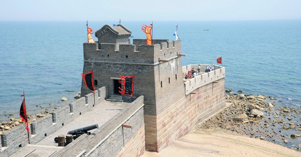 The Great Wall of China end meets the sea