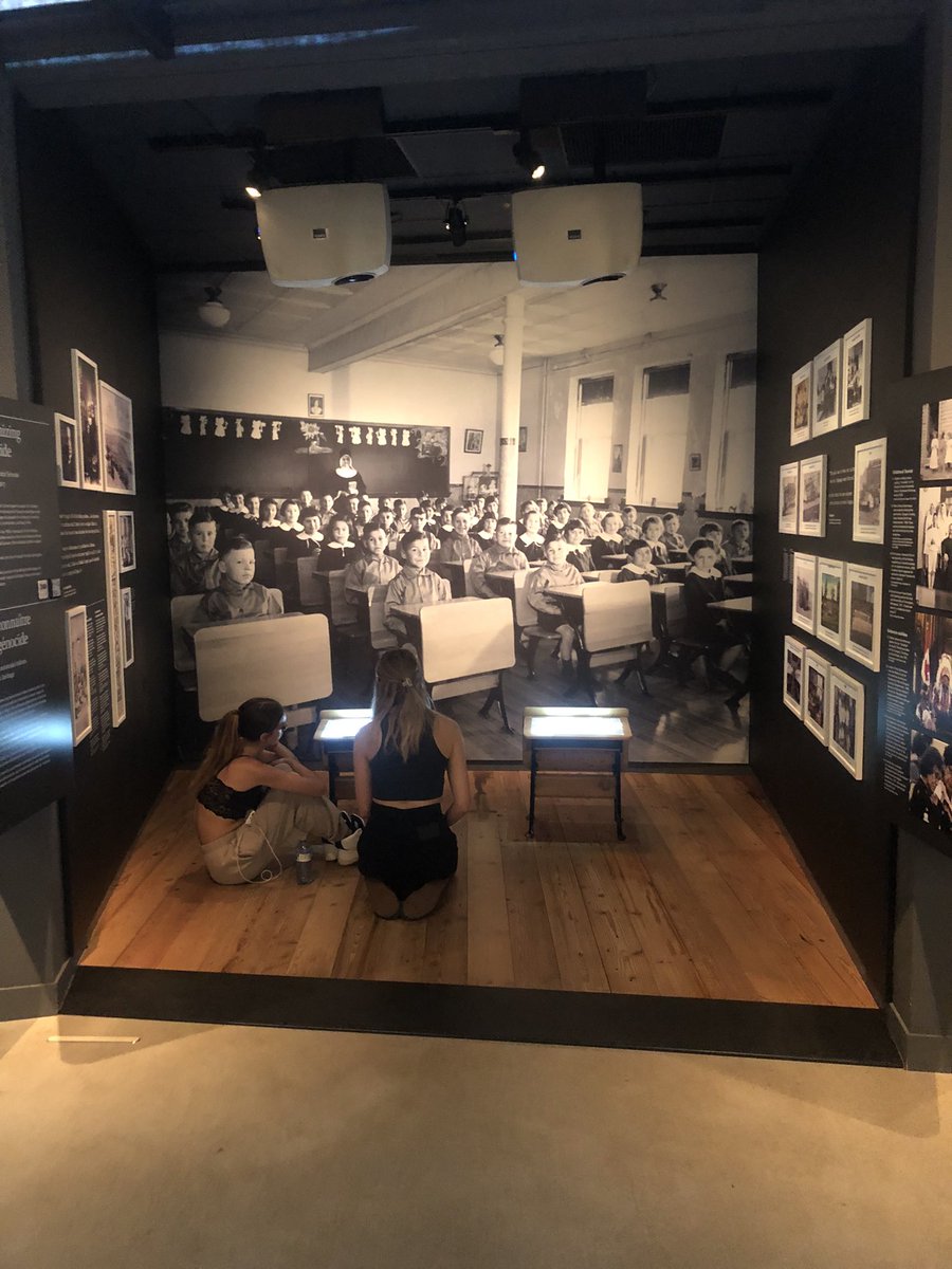 Alan Gee tweet media