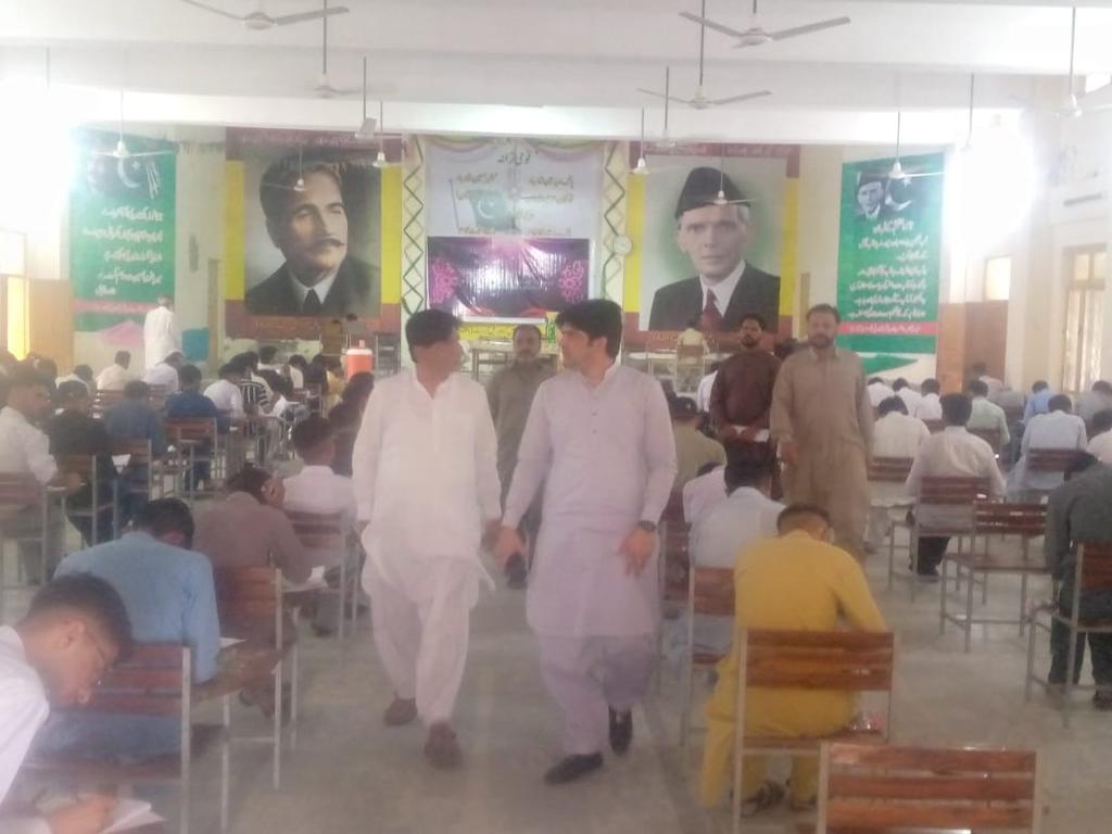 AcGujarkhan's tweet photo. گورنمنٹ بوائز کالج میں  امتحانی مرکز کا دورہ کیا گیا اور تمام انتظا مات تسلی بخش پا ئے گئے.
@GovtofPunjabPK @CS_Punjab @CommissionerRwp @DCRawalpindi https://t.co/W5pmgsIwDz