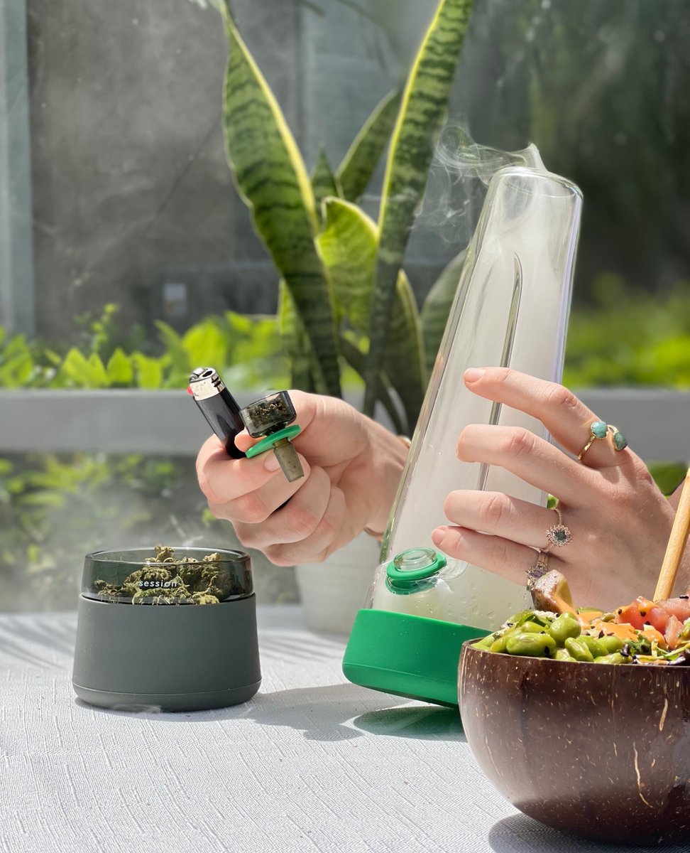 sessiongoods's tweet image. The perfect summer sesh in 3 slides... 

Shot by @whalebonemagazine
bit.ly/45uhQRR

#smoke #chill #donothing #kickback #memorialday #memorialdayweekend #vibes #session