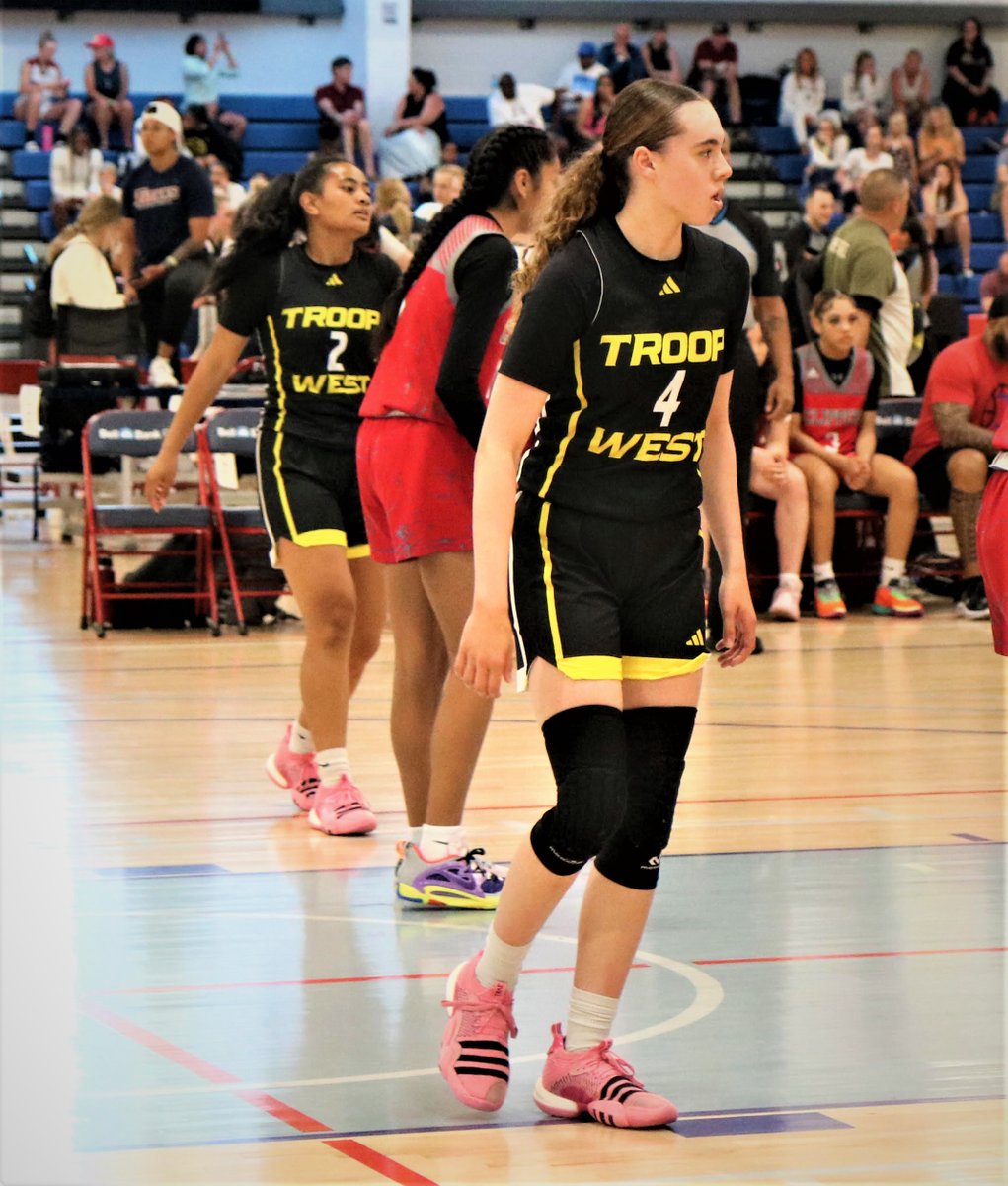 troopwestbb's tweet photo. @MalekKayla, @reesenoaaa, Allison Clarke, and Lea Line Romain stepped up in PHX! #stillrolling @MattyK31 @PGHCalifornia https://t.co/Ou0rdxcEnN