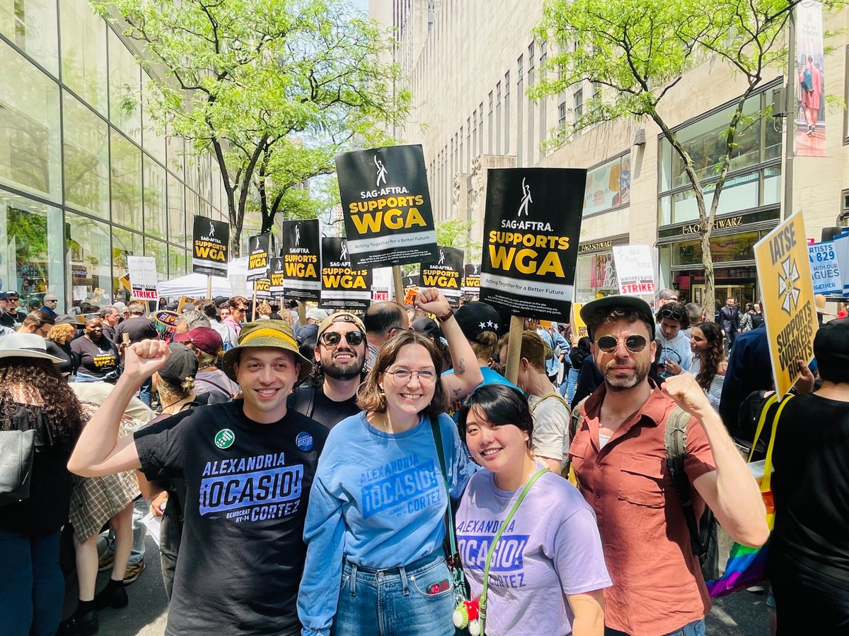 Solidarity with @WGAEast! 

@CWG_Workers and @TeamAOC stand with you all the way. #WGAstrong #RallyattheRock 📢