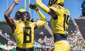 bless to receive an offer from @oregonfootball thanks to @Locklyn33 s/o @coachriordan @johnsonboi24