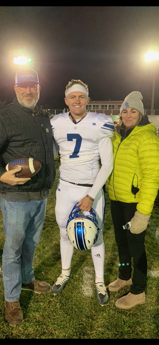 Thejimmers13's tweet photo. Where do I begin number 7? I had so much fun watching you chase this dream the last 5 years. I'm really going to miss all the road trips, camps, 7's tournaments, campus visits, and the long conversations to pass time on the road.  @knight_ftbl
Is getting a very special young man! https://t.co/jwI9WyJQQZ