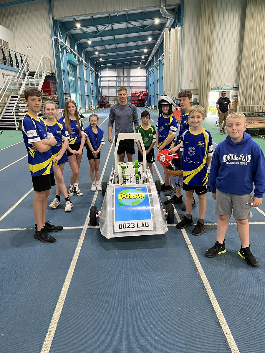 Ysgol Gynradd Dolau tweet media