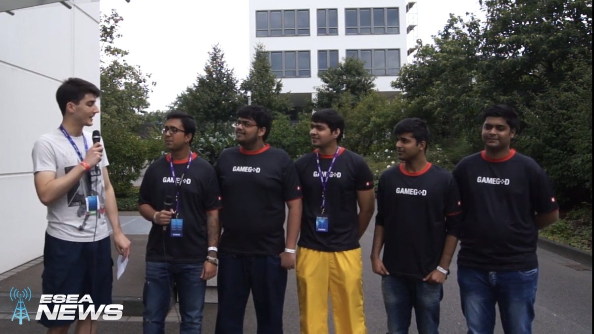 CSunfortunate's tweet image. 🇩🇪 Cologne, 2014
Wolves, an 🇮🇳 team consisting of RiX, Riatz, astaRR, @rite2ace and MithilF w/coach kassad (yes, this @kassad) qualified for their first major and gets completely SPANKED. Since then, there has been ZERO Indian team OR player who&apos;ve qualified for the major.