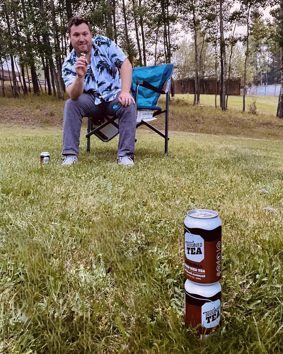 Avoid being sprayed in the ankles playing beer (tea) darts; no carbonation to mess up your drinking game. 😉🎯️

#CraftBeveragesWorthSharing #TeaTime