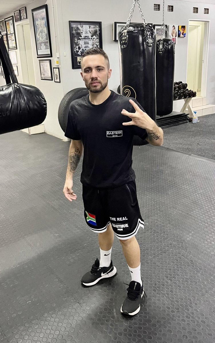 Dee-jay Kriel tweet media