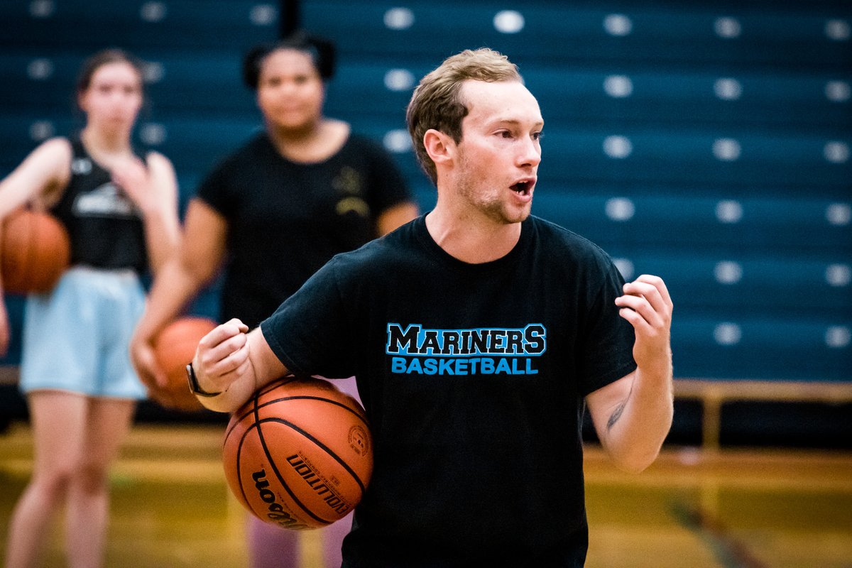 We're 6 weeks out from our first Mariners in Training youth sport camp: Girls Basketball! 

Jr and Sr camps run July 4-7 at the <a href="/VIUniversity/">VIU</a> Gym and are led by the 2023 CCAA champion VIU Mariners coaches and student-athletes. Sign up today! mariners.viu.ca/Rec/mariners-i… #Nanaimo #VIU
