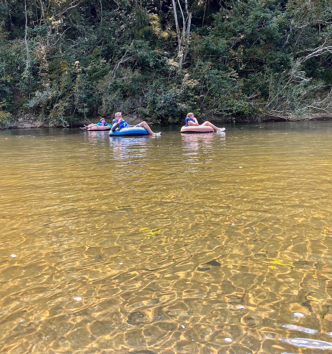 Sunny skies and memorable experiences 🌿 Book your #summer escape to #belize 🇧🇿

#chaacreek #belize #familyvacation