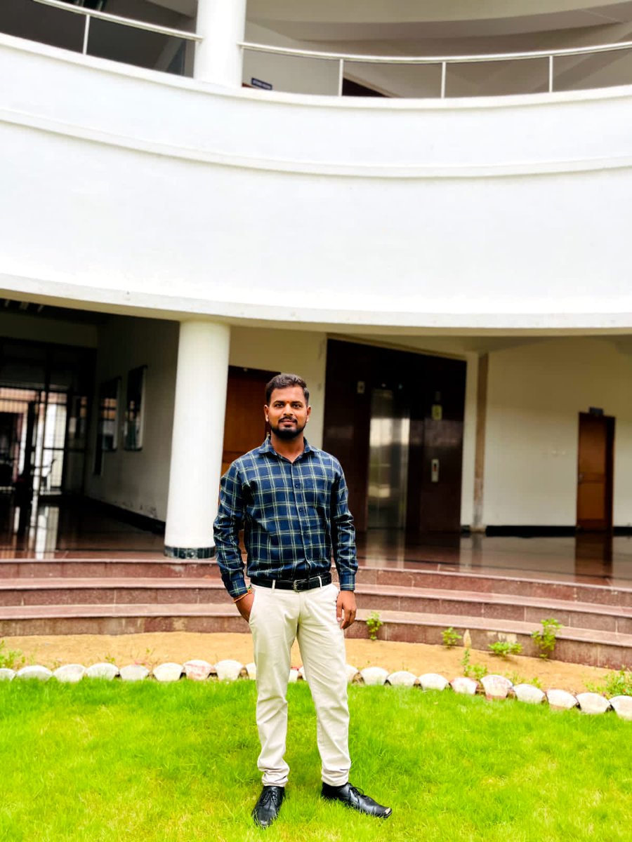 manohar_golla's tweet photo. End of Era _Master's
Pondicherry University
#pondicherryuniversity #pondicherry #karaikal #pukc #university #college #endofera #school #life #friendship #friends #family #professor #teacher #mpup #zphs #aprjc #aprdc #pcu #happy #enjoy #travel #2021 #2023 https://t.co/fbPl7czykF