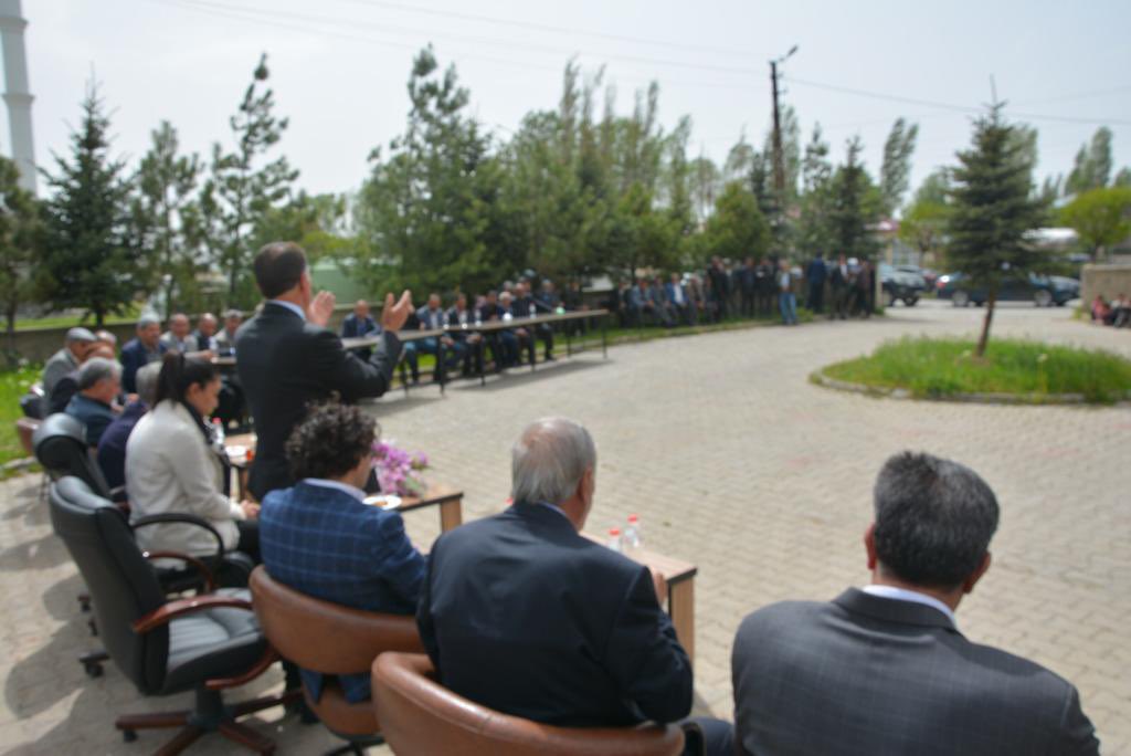 AvAbbasAydin's tweet photo. 📍Dedeli Belediyesi ve Belde Teşkilatı Ziyareti…
AK Partimizin #Dedeli Belde teşkilatını ziyaret ederek 14 Mayıs seçimlerinde verdikleri emeklerden dolayı teşekkürlerimizi ilettik.
✔️28 Mayıs’da sandıklarımıza en güçlü şekilde sahip çıkacağız.
#DurmakYokYolaDevam #AkParti https://t.co/RyhfYy6WVy