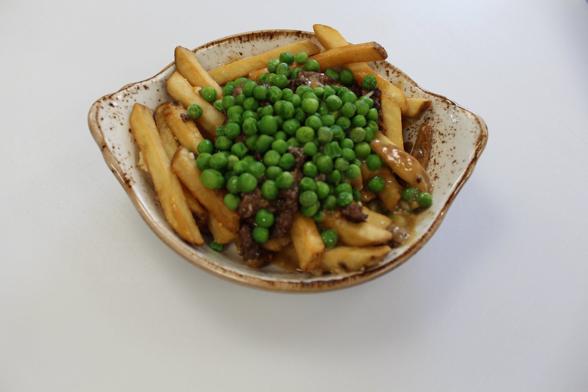 SnappersKenn's tweet photo. The Friday Special is another well-loved Hants County comfort food, Fries with the Works! This legendary dish is fries topped with cheese, gravy, ground beef and peas. Can also be made over mashed potatoes, this meal does not disappoint!! https://t.co/khpXZEtV0N