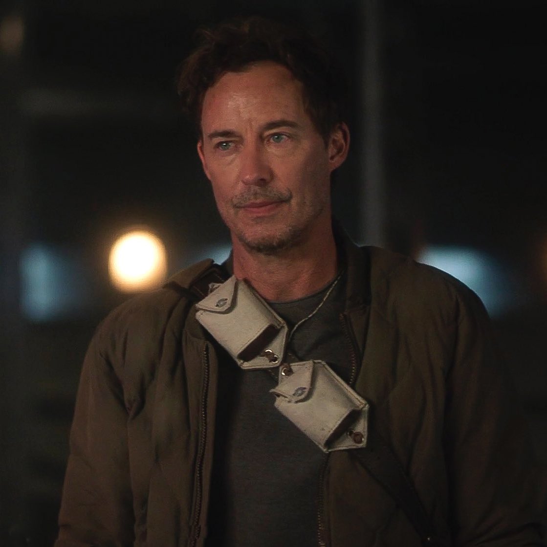 the-flash-season-9-on-twitter-pick-another-wells-nash-timeless