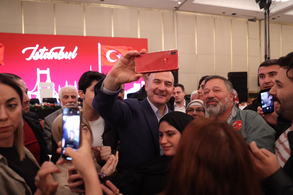 Bugün, ağzımız dolu dolu;
'Karadeniz teröristten tamamen temizlendi' diyorsak,

'Tendürek teröristten tamamen temizlendi', 
'Iğdır teröristten tamamen temizlendi', 
'Ardahan teröristten tamamen temizlendi', 

'Erzurum, Amanoslar, Cudi Dağı, teröristlerden tamamen temizlendi'…