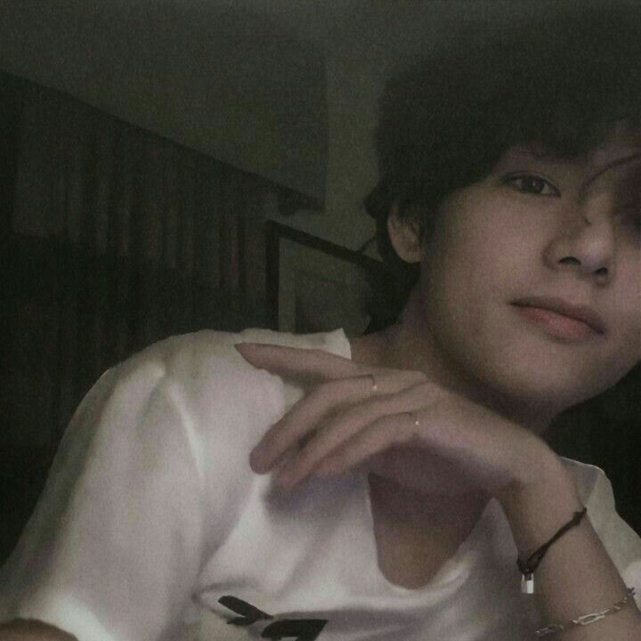 Free taehyung
Recpect taehyung
we love you taehyung